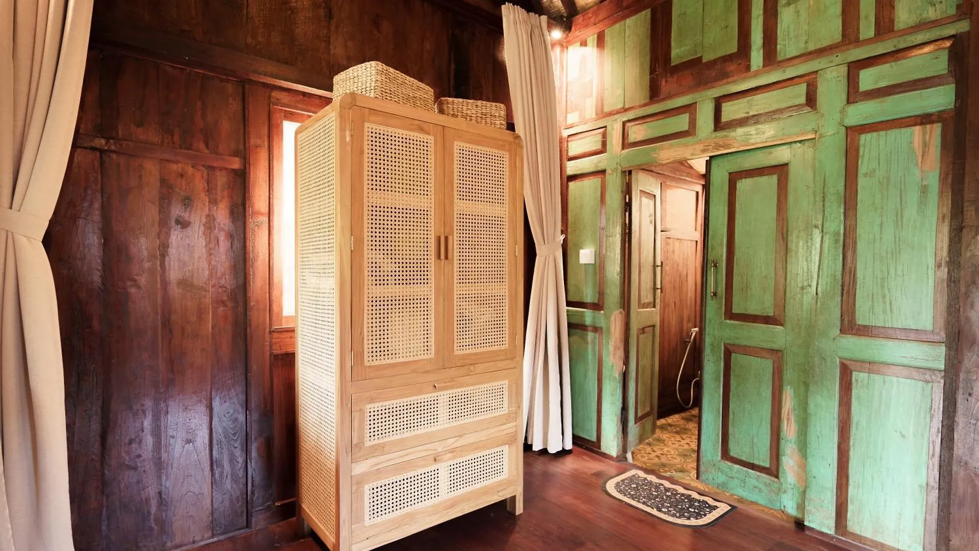 Tropical Traditional Indonesian Wooden Cottage In Ubud 0*, Ubud (Bali) Indonesia